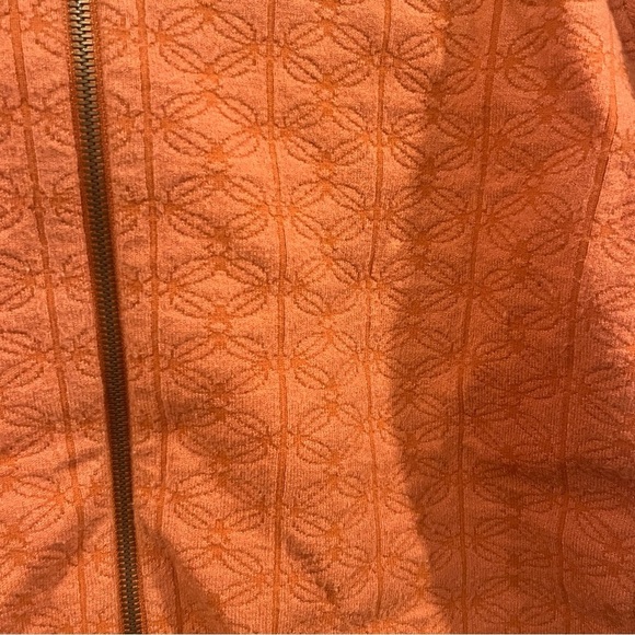 Stitches & stripes orange textured pattern size X-Large zip up sweater - Picture 2 of 8